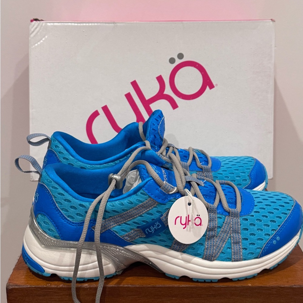 NWB Ryka Sport Cross Trainer Hydro Shoes Turquoise and Gray Mesh Sneakers